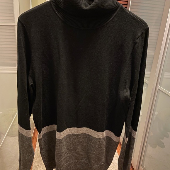 Col roule noir et gris - Picture 2 of 2